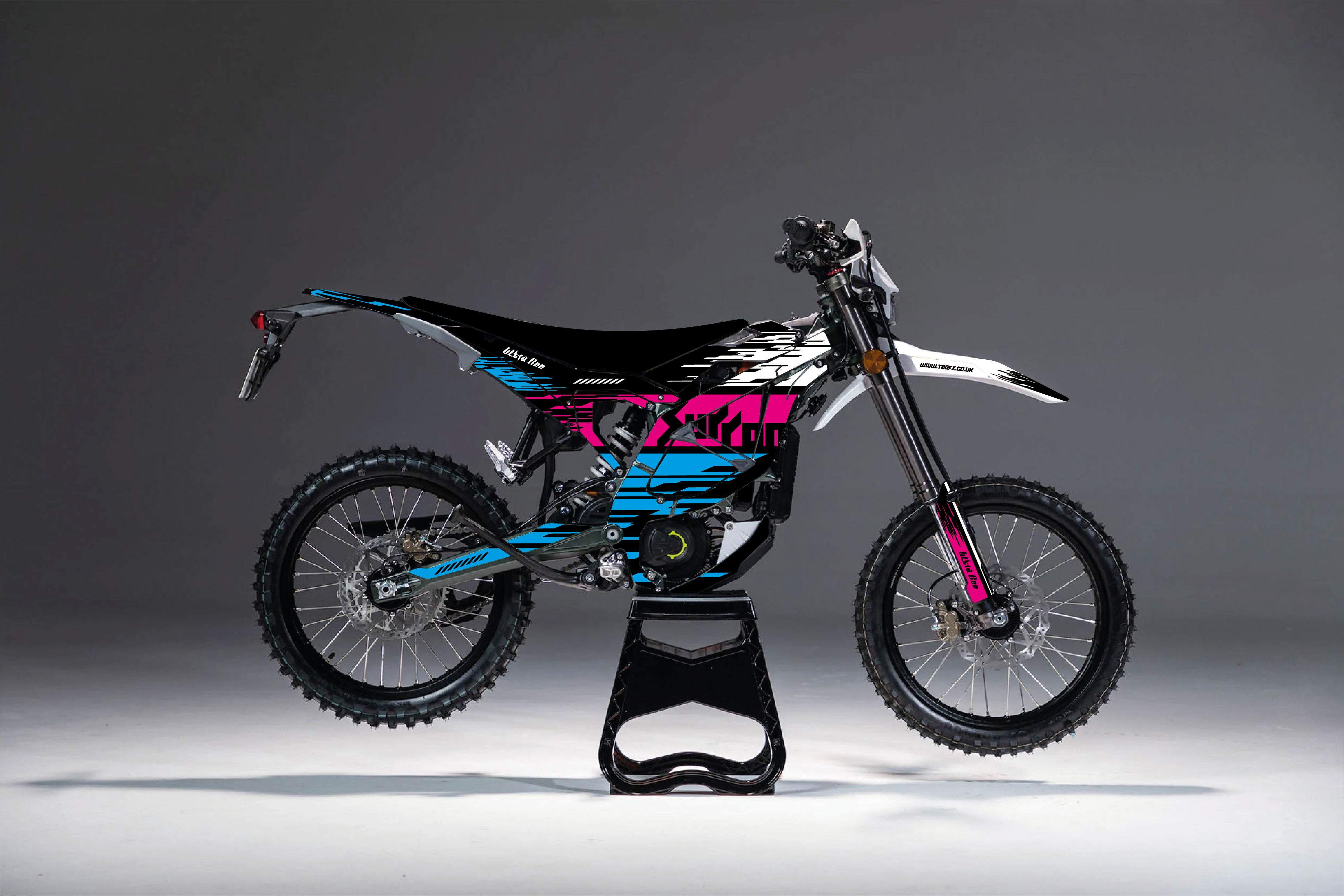 Surron Ultra Bee "SPEED" PINK/CYAN Graphics Kit – TB Graphics LTD